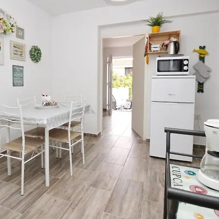 Apartament Rose 2 Baška